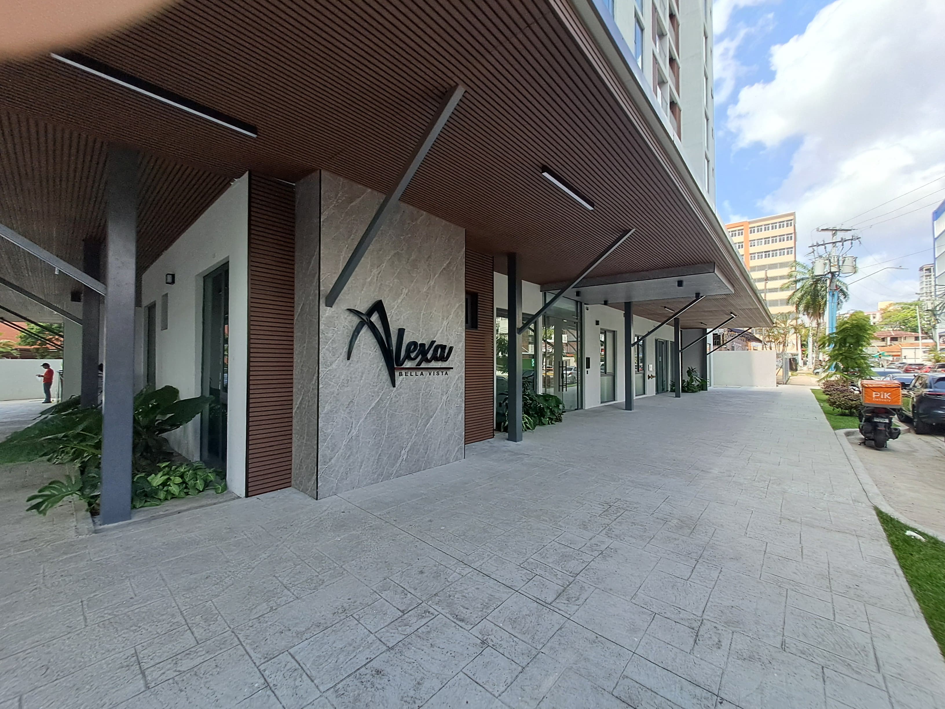 Apartamento en alquiler amoblado en bella vista - PH Alexa